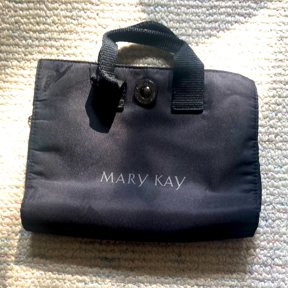 Mary Kay Makeup bag.